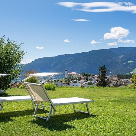 Bonichhof Hotel Laion Buitenkant foto