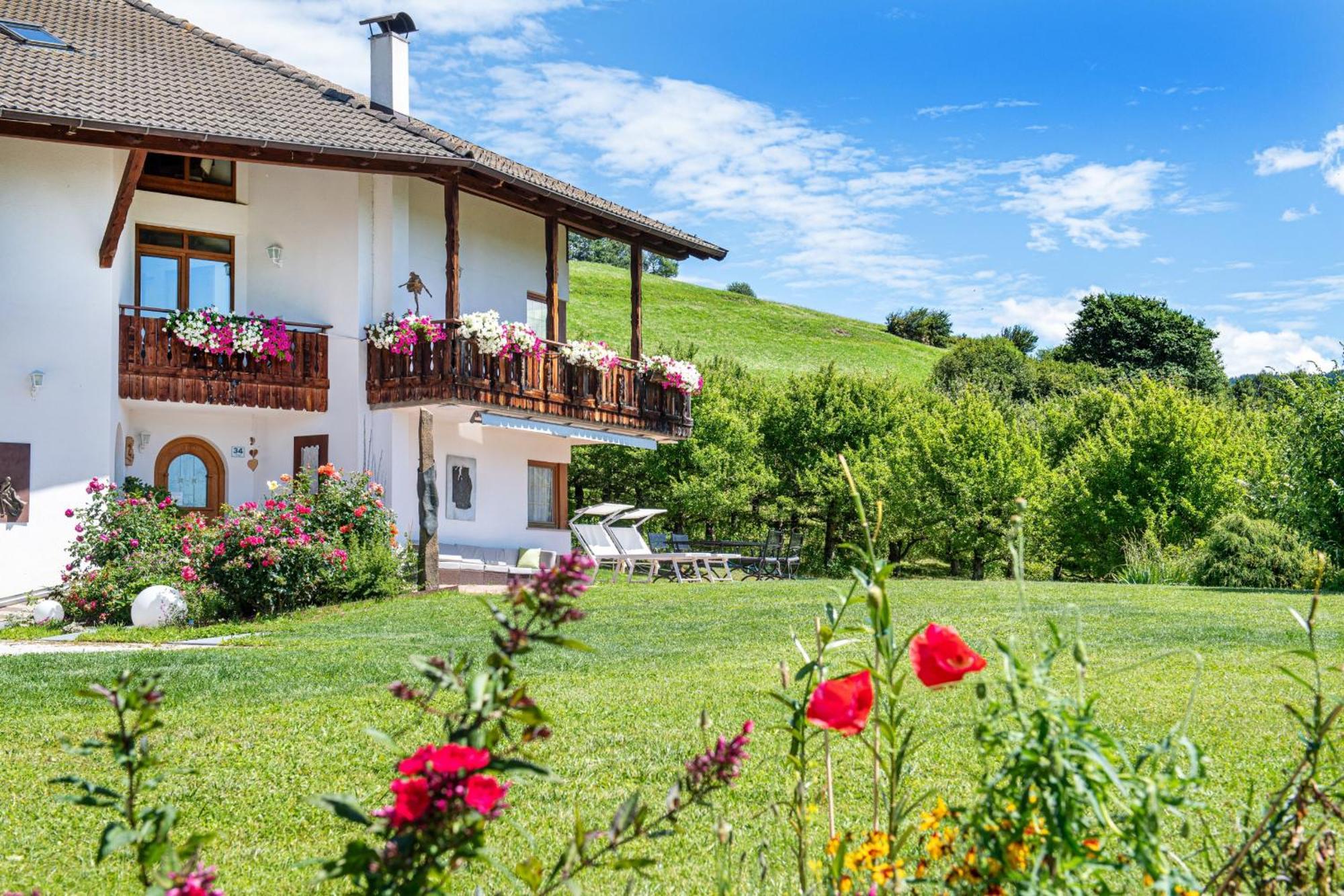 Bonichhof Hotel Laion Buitenkant foto