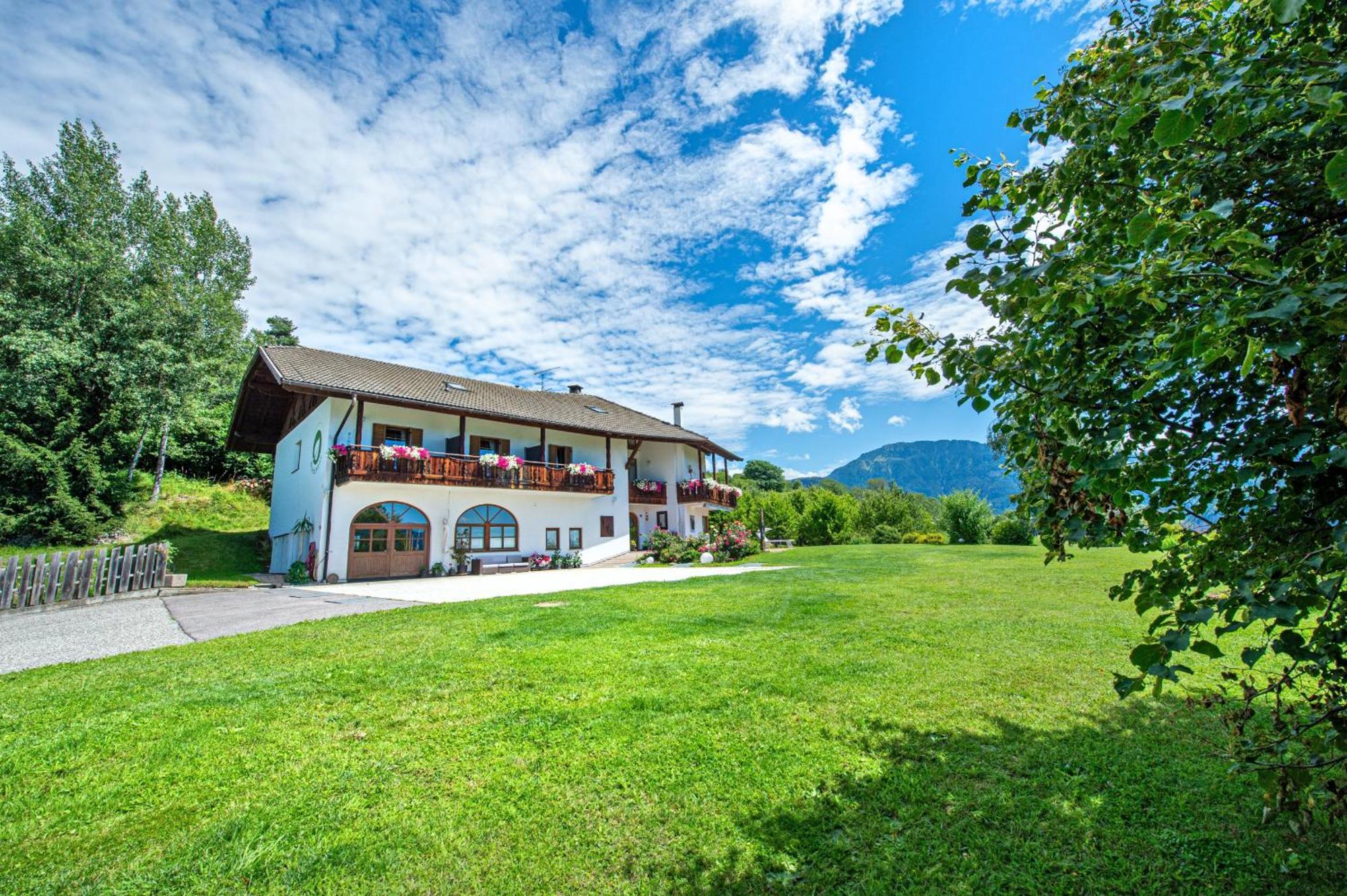 Bonichhof Hotel Laion Buitenkant foto